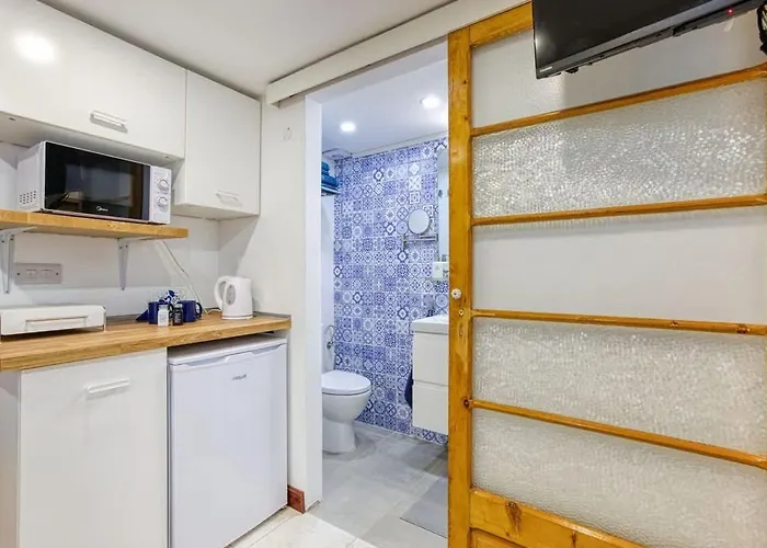 Twentyseven Little In The Heart Of * سليمة