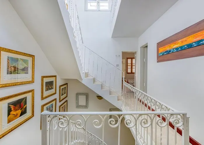 Twentyseven Little In The Heart Of شقة *