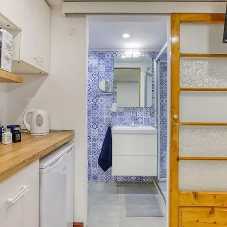 Twentyseven Little In The Heart Of