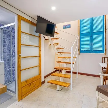 Twentyseven Little In The Heart Of Apartman *