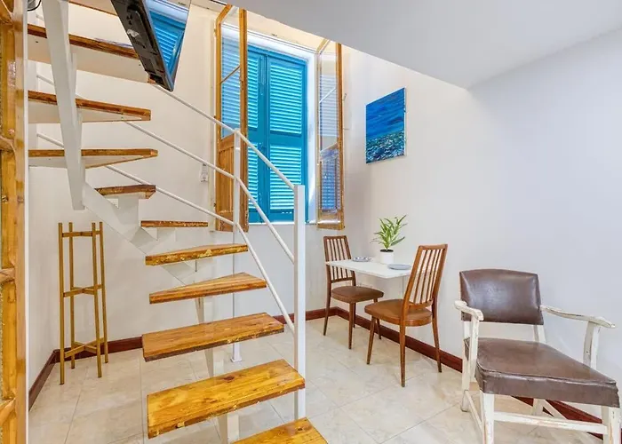 Twentyseven Little In The Heart Of * Sliema